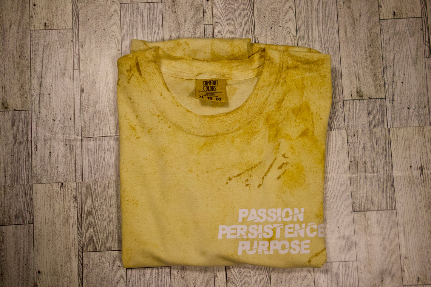 Rebirth Your Senses – Embossed T-Shirt – Citrine (Taste)