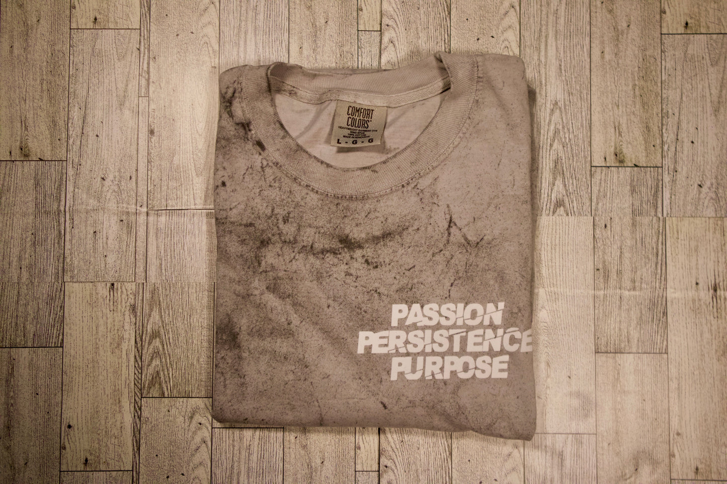 Rebirth Your Senses – Velvety T-Shirt – Smoke (Smell)